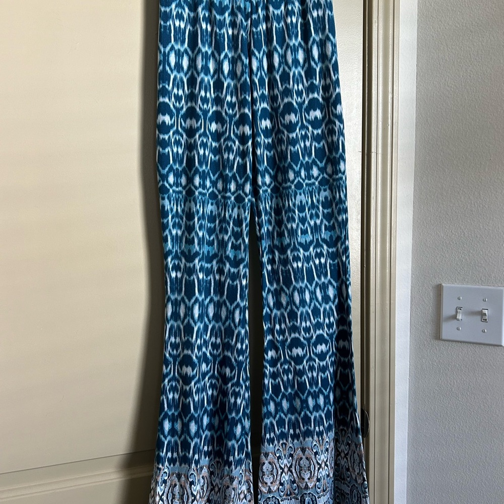 EARTHBOUND FLARE YOGA PANTS